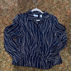 Amanda Smith Navy and White Button Down Shirt Blouse